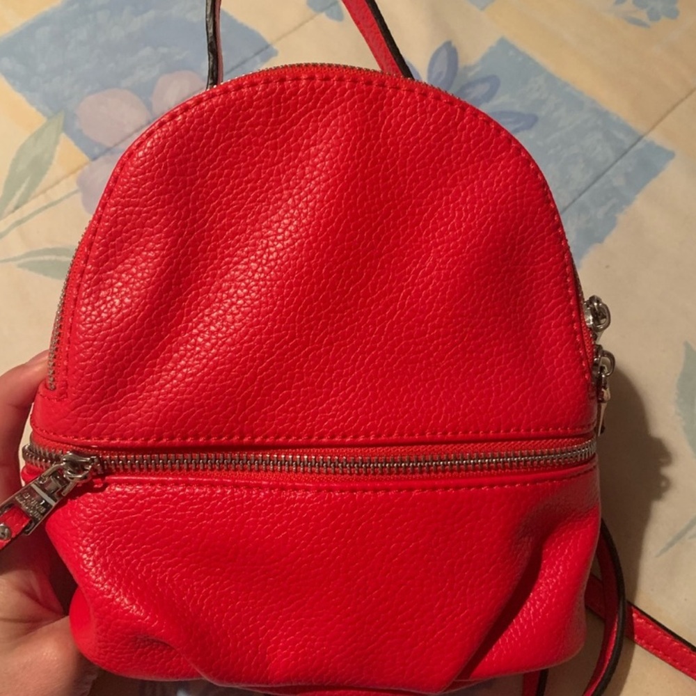 MINI STEVE MADDEN BACKPACK (RED)